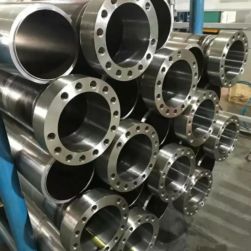Side-by-side comparison showing standard hydraulic cylinder and piston components versus our enhanced solutions, demonstrating the 40% lifespan extension in industrial applications.